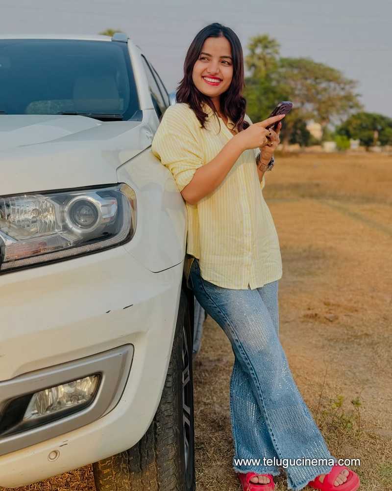siri stills 02042503