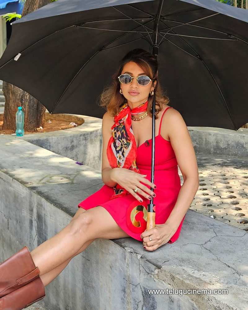tejaswi stills 12042504