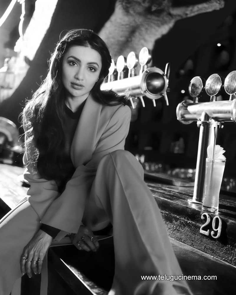tejaswi stills 15042504