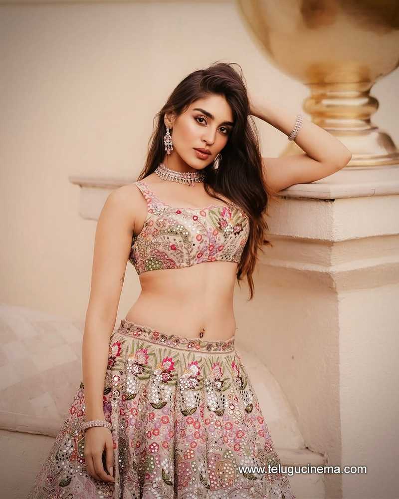 yukti stills 01042502 1