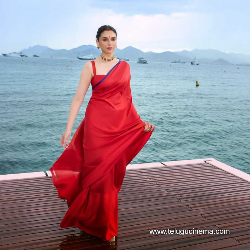 aditi stills 200525 03