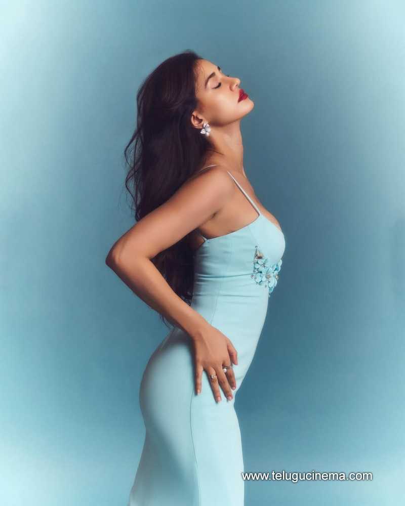 dishapatani stills 310525 04