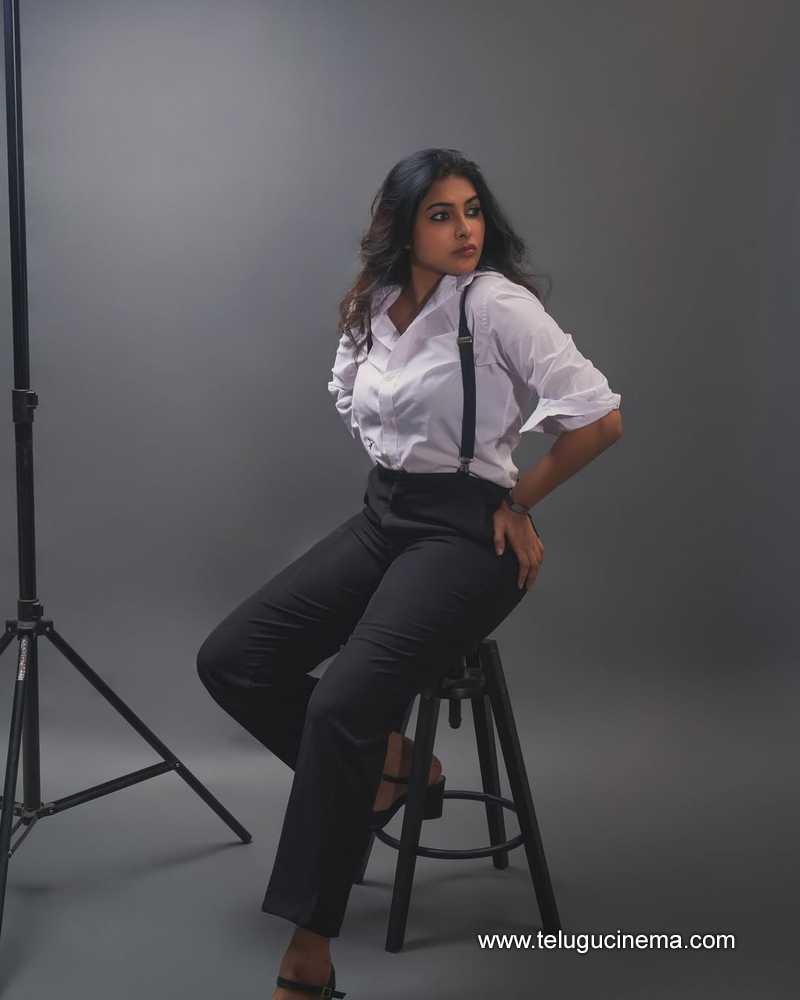 divi stills 080525 03