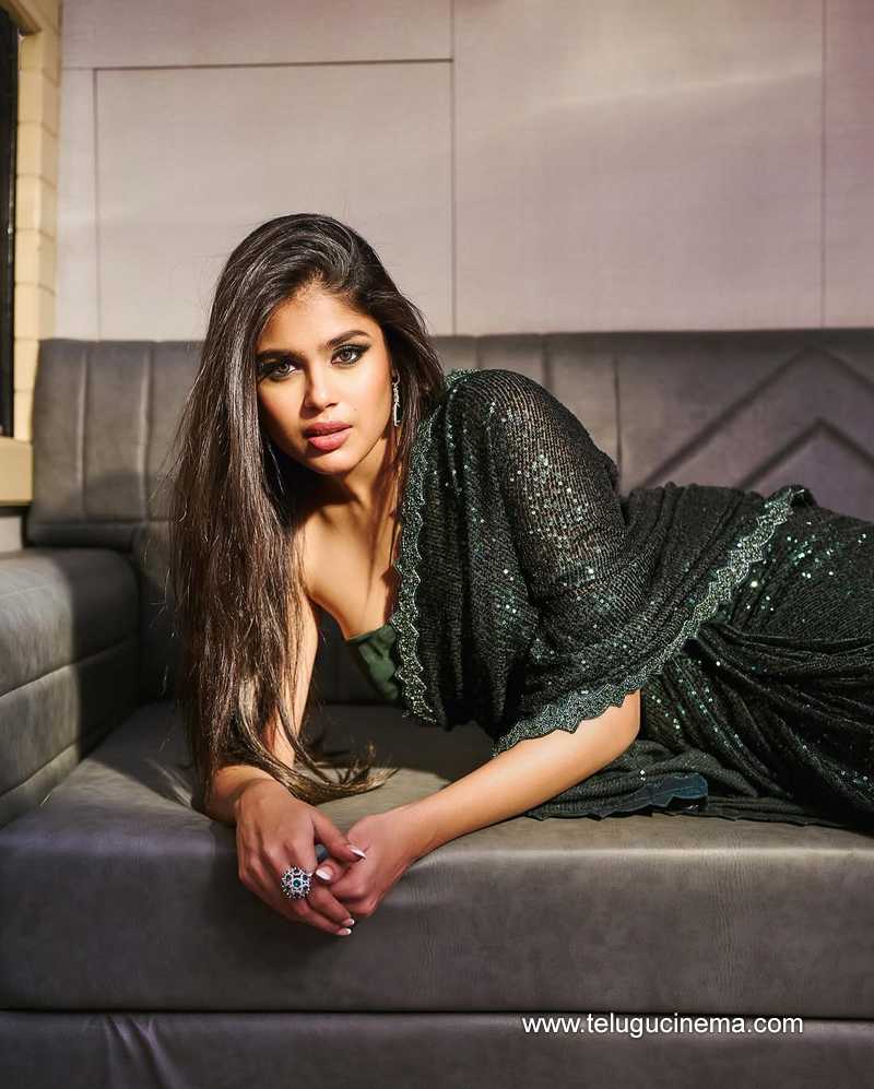faria stills 230525 03