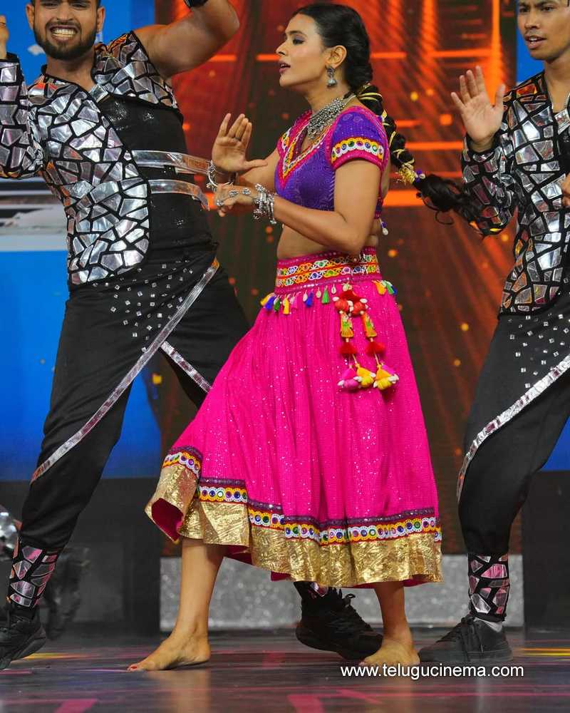 hebah stills 190525 07