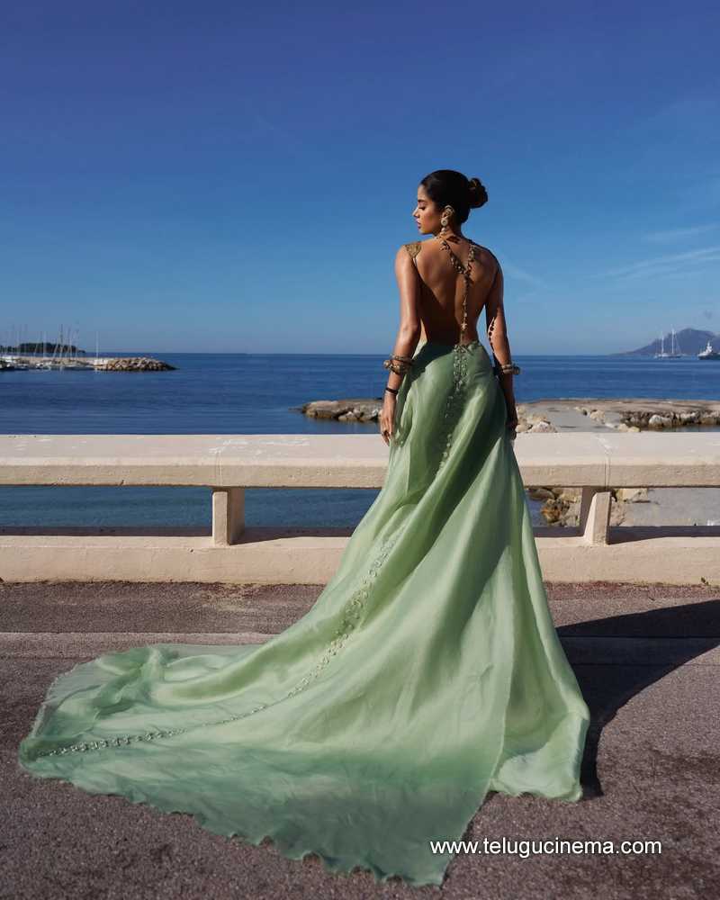 jahnvikapoor stills 200525 01