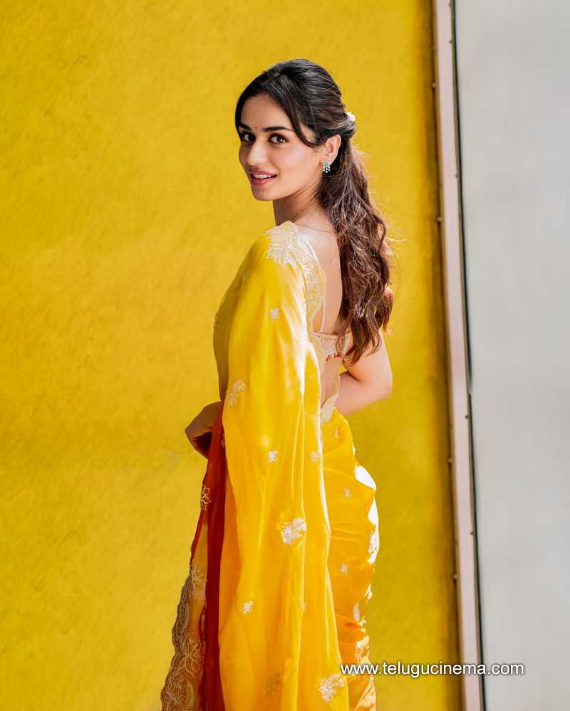 manushi stills 060525 02