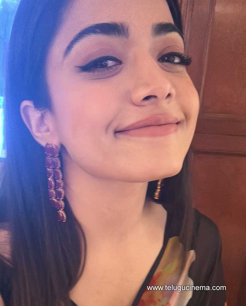rashmika stills 03052502