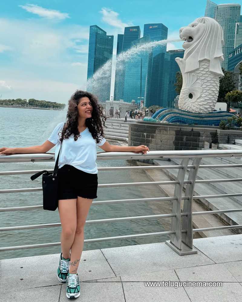 varsha stills 130525 03