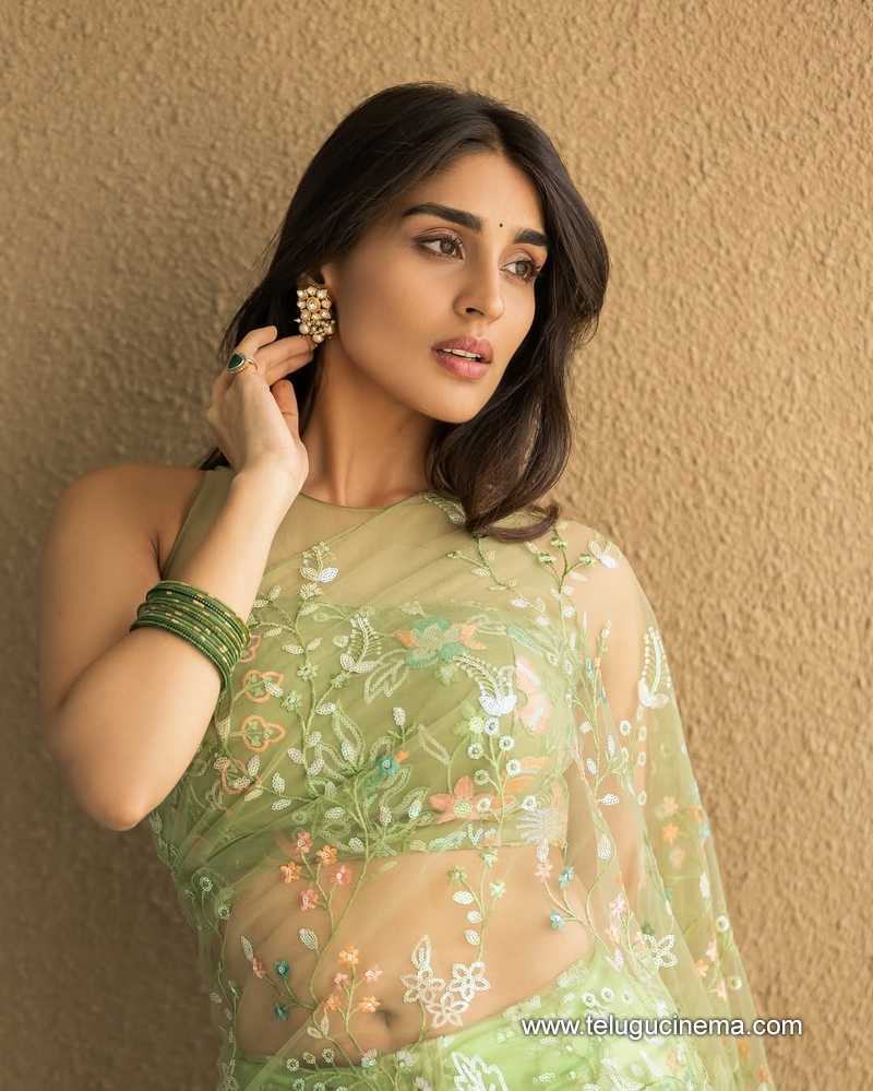 yukti stills 03052502