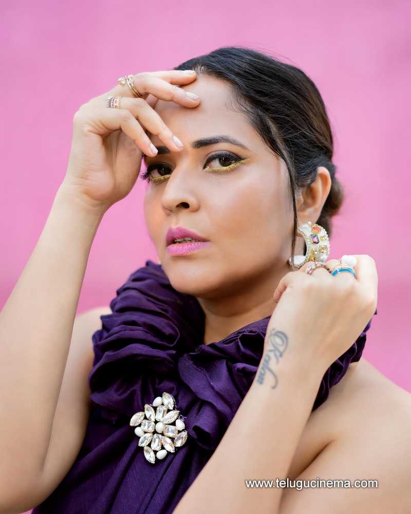 anasuya stills 210625 12