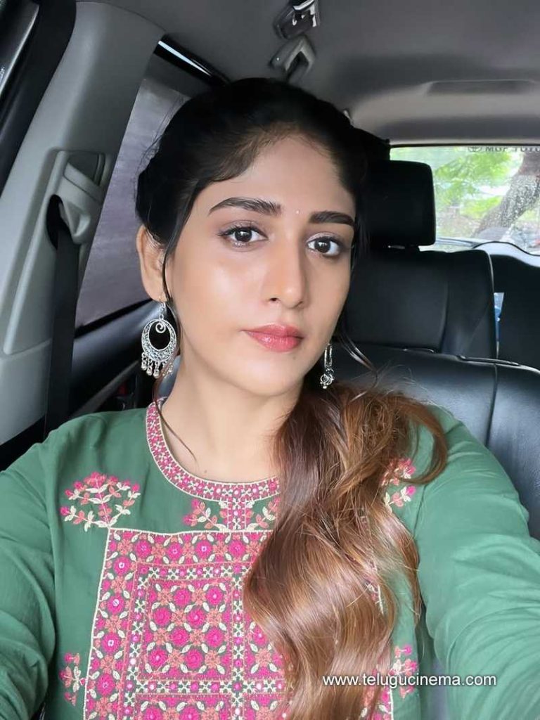 dhanya stills 180625 02