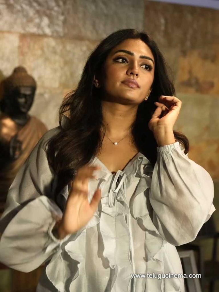 eesharebba stills 130625 04