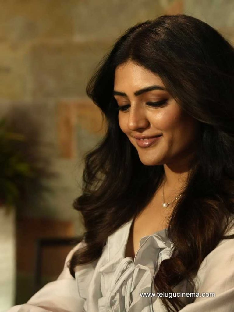 eesharebba stills 130625 07