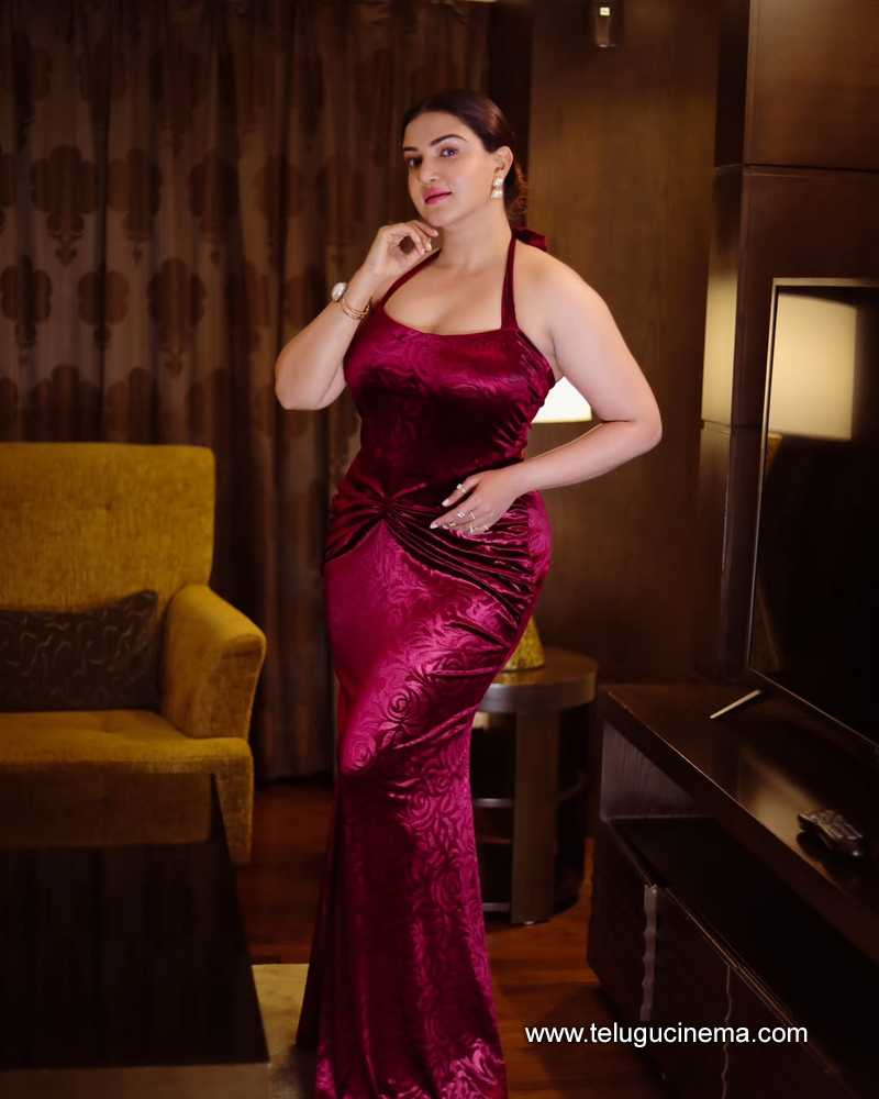 honeyrose stills 120625 02