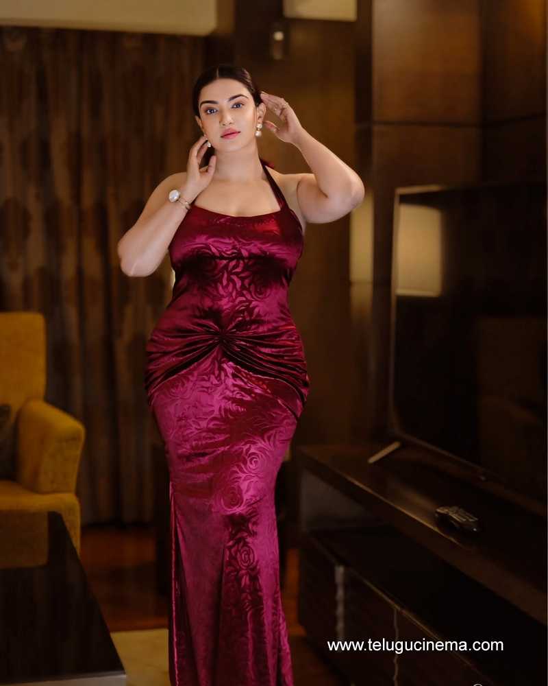 honeyrose stills 120625 05