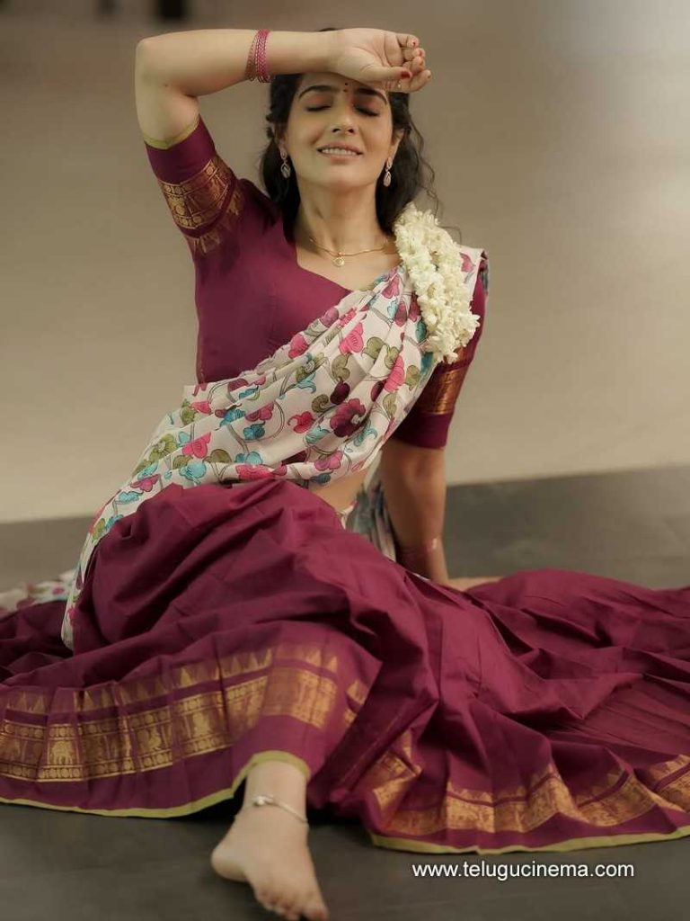 malvi stills 170625 05
