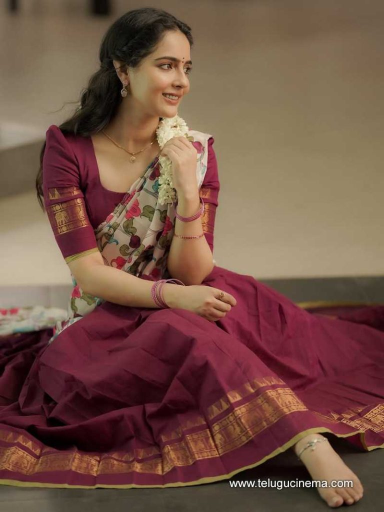 malvi stills 170625 09
