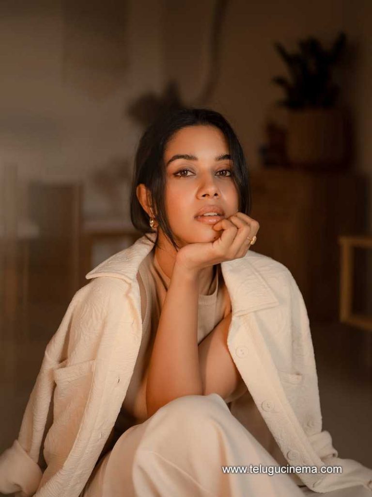 mirnaliniravi stills 230625 07