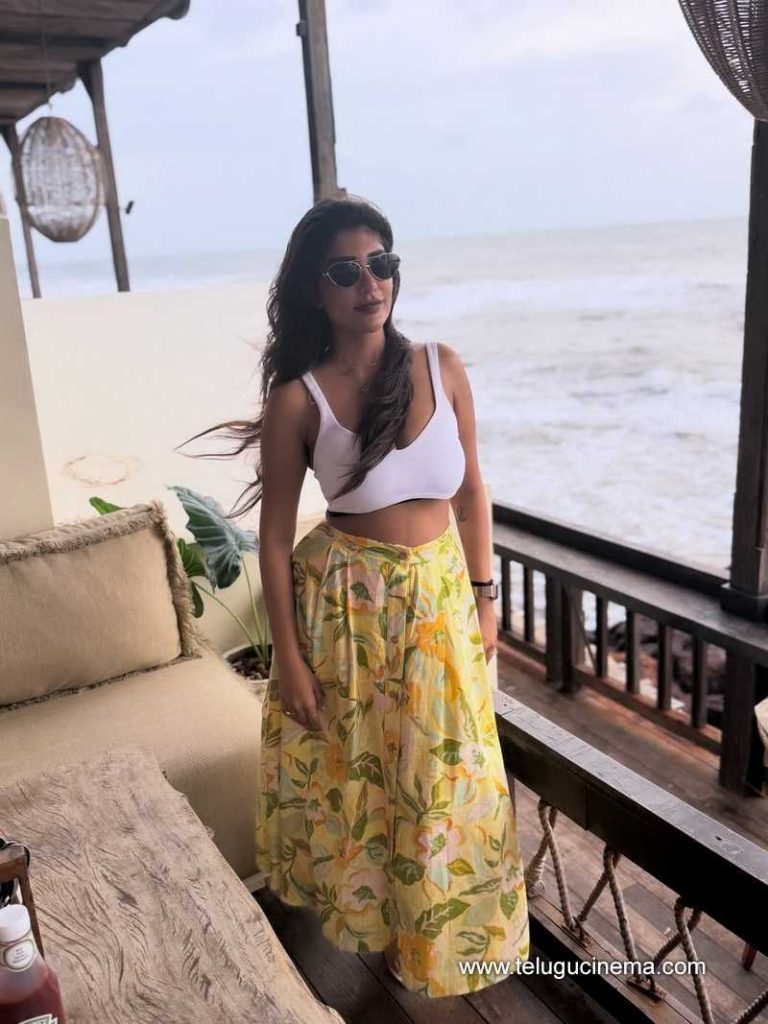 pranitha stills 120625 03 1