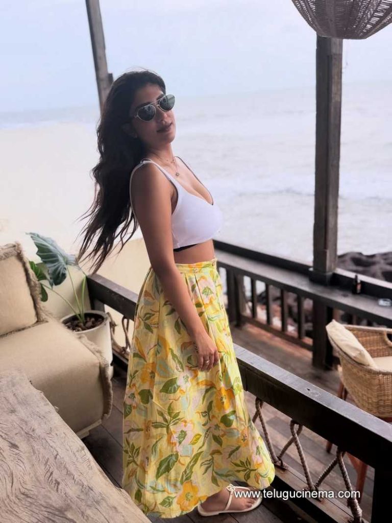 pranitha stills 120625 07 1