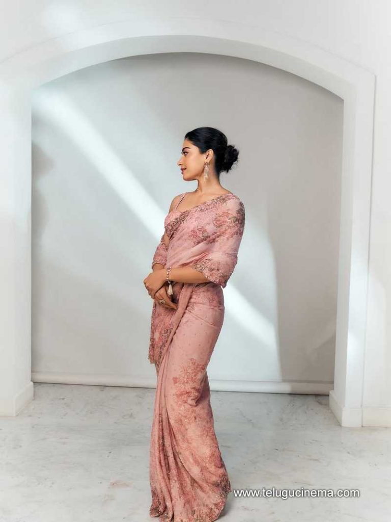 rashmika stills 190625 02