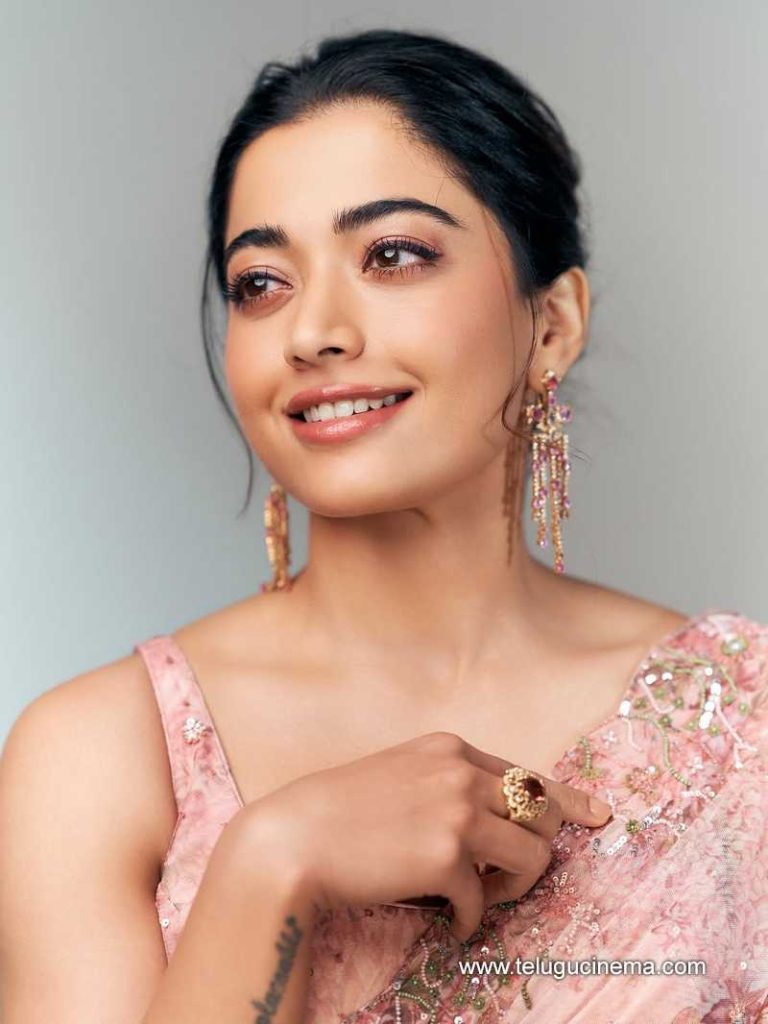 rashmika stills 190625 03