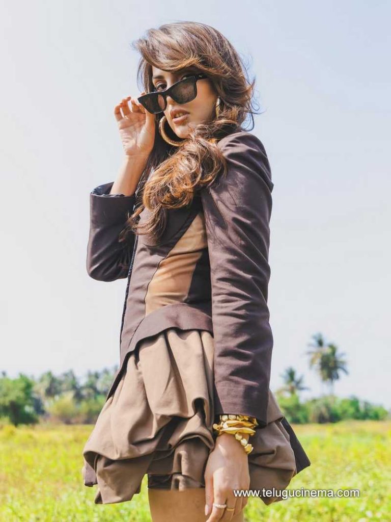 rhea stills 020625 07