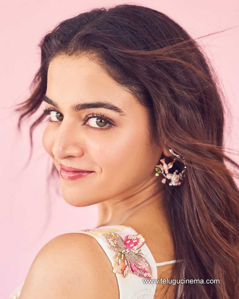 wamiqa stills 190625 06