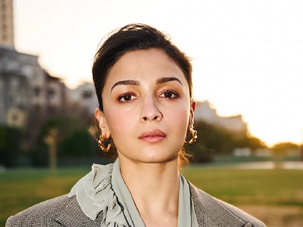 Alia Bhatt emerges as front-runner for 'Kalki 2' 1 Alia Bhatt