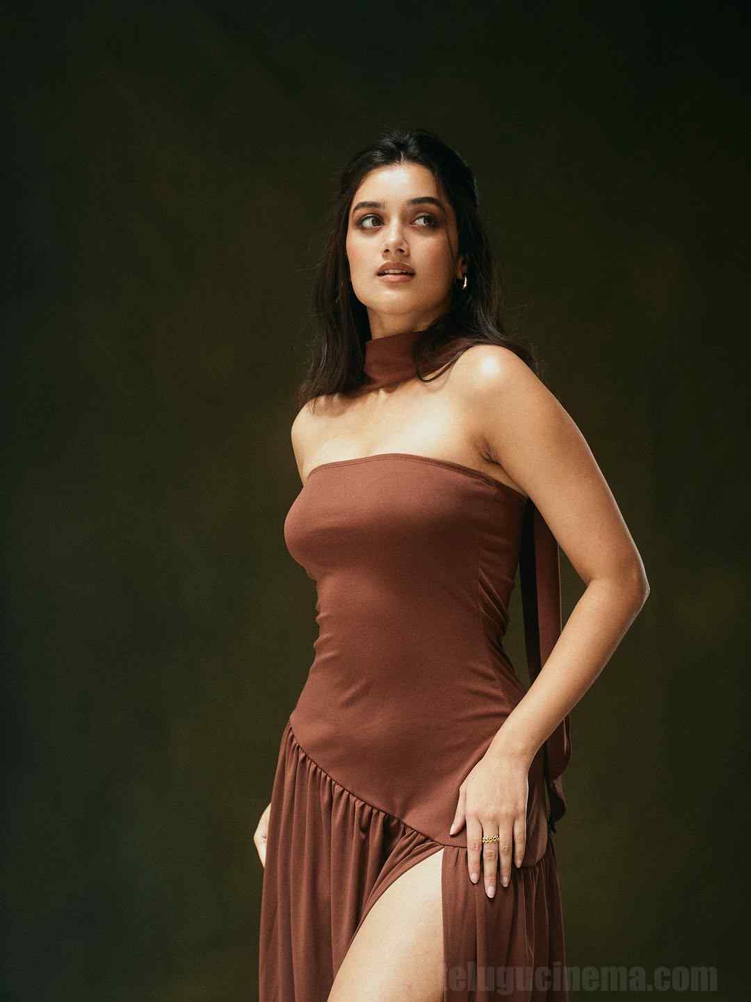 Glam alert: Bhagyashri Borse's new style turns heads