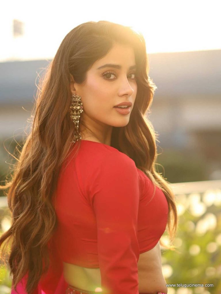 jahnvi photos 250925 01 1