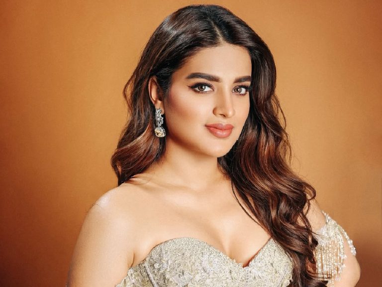 Nidhhi Agerwal