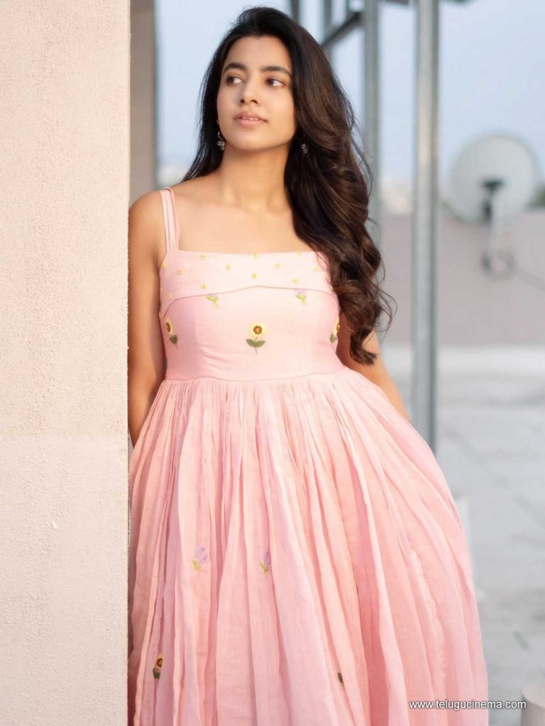 shivani photos 290925 03