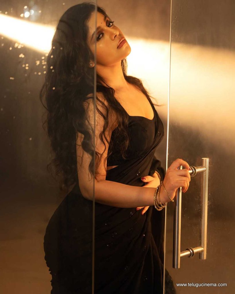 aishwarya photos 251025 05