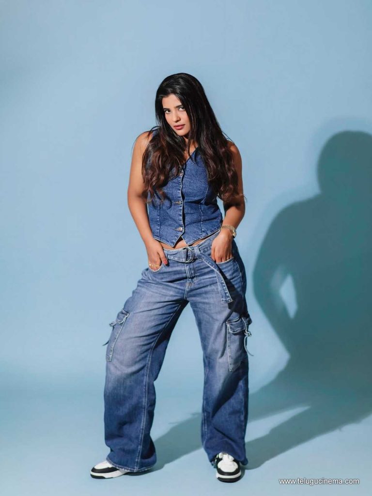 aishwaryarajesh photos 011025 03