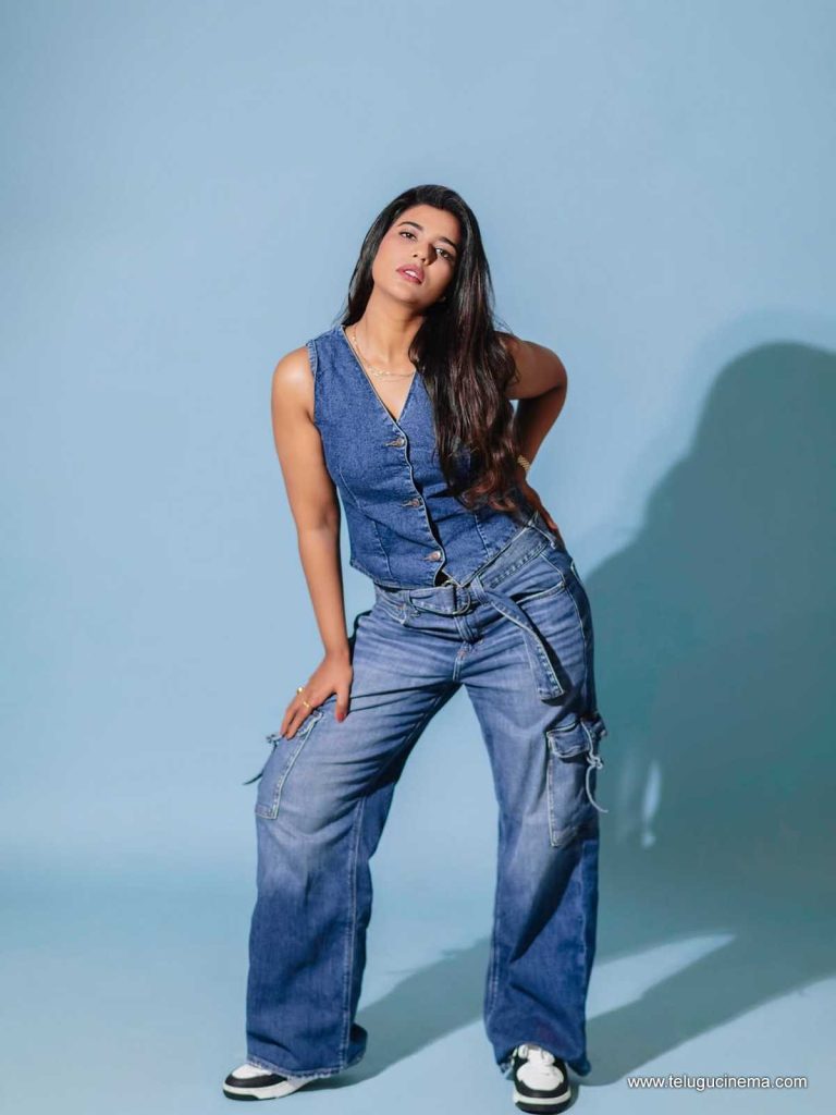 aishwaryarajesh photos 011025 04
