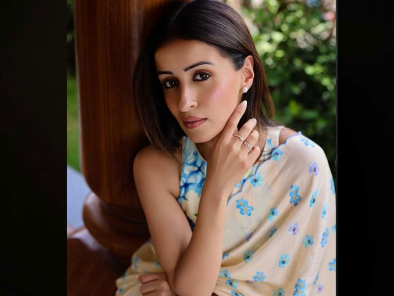 anshu thumb 2