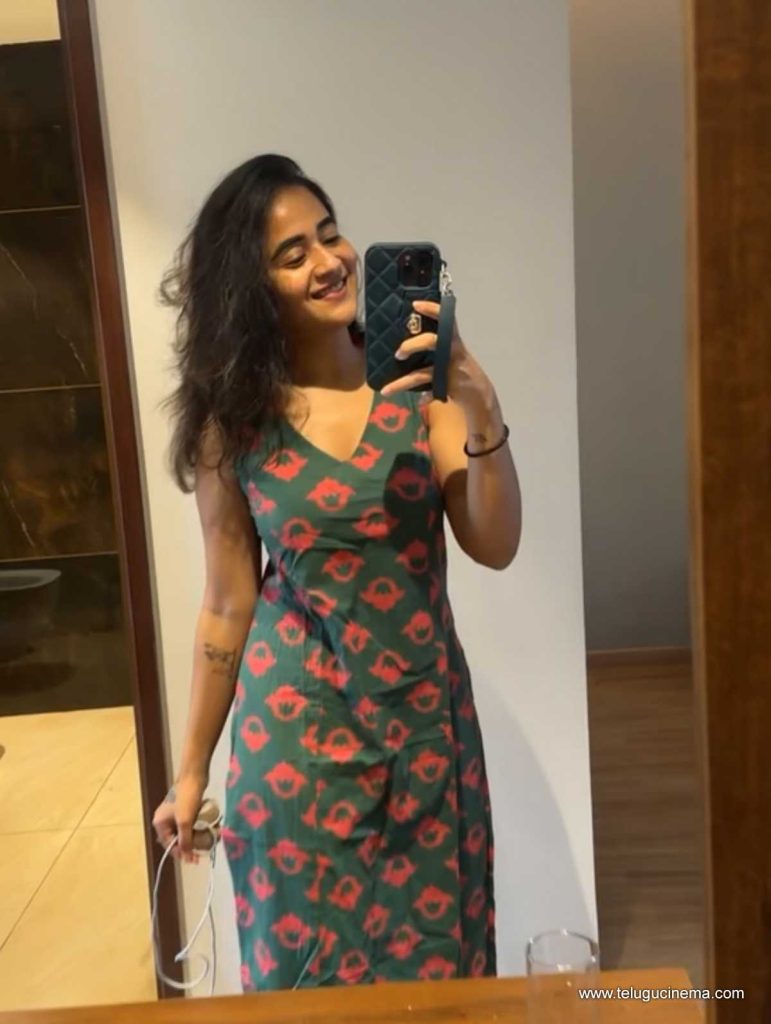 deepti photos 161025 06