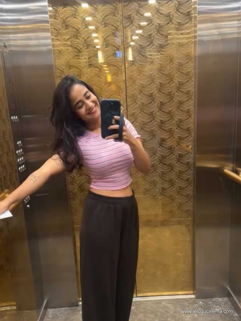 deepti photos 161025 17