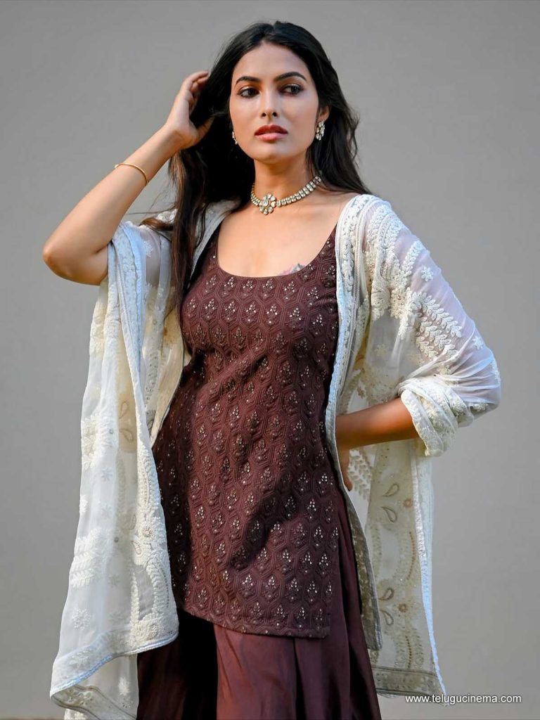divi photos 251025 02