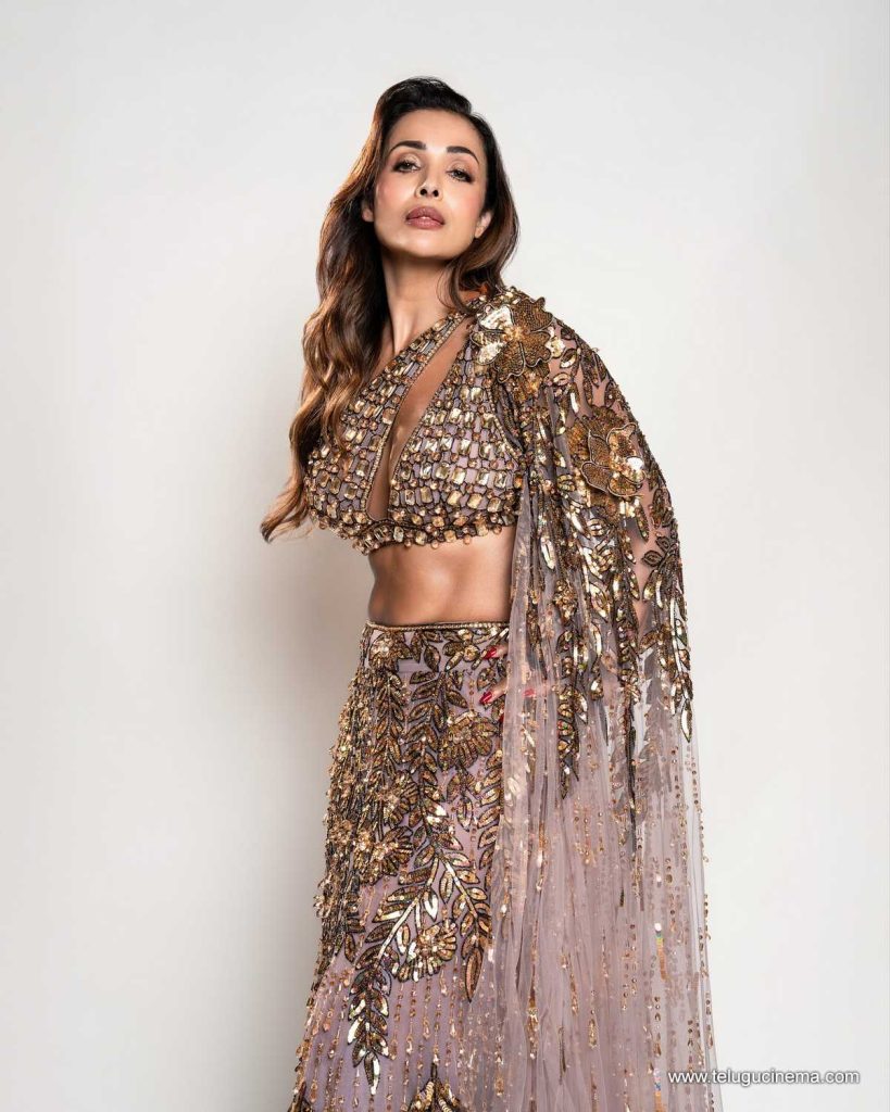 malaika photos 211025 01