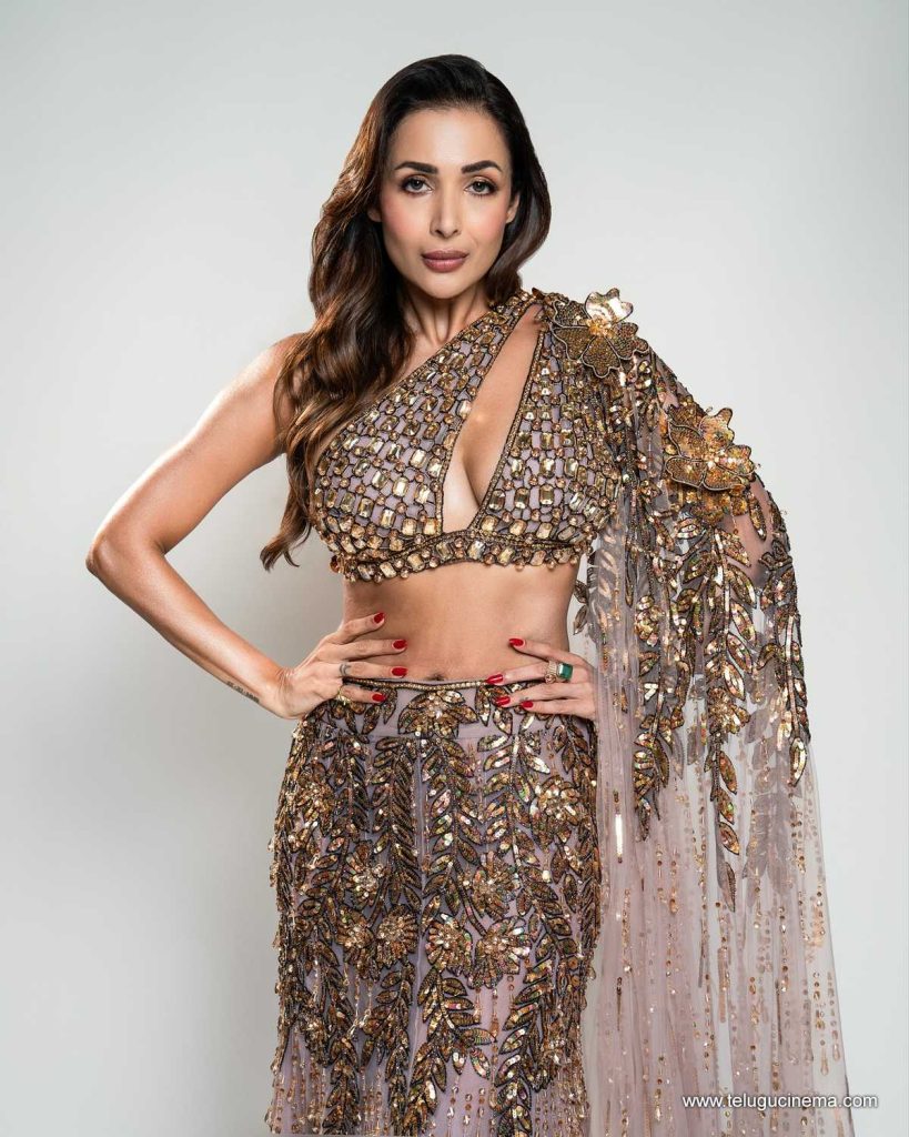 malaika photos 211025 02