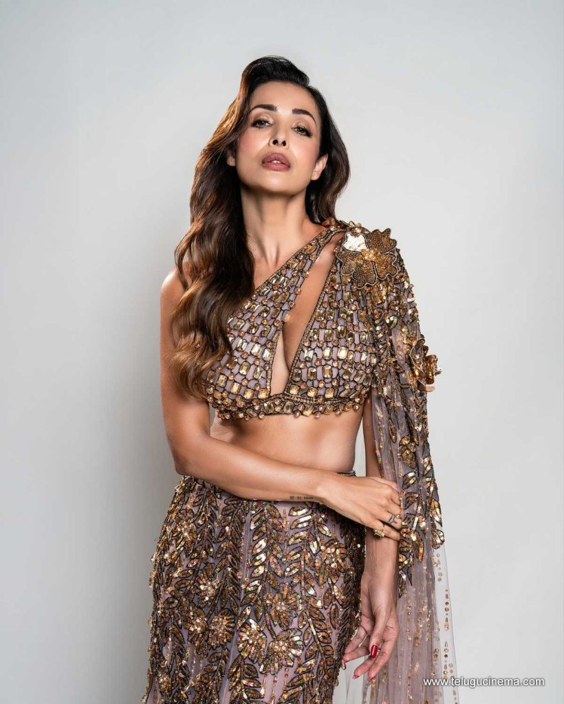 malaika photos 211025 03