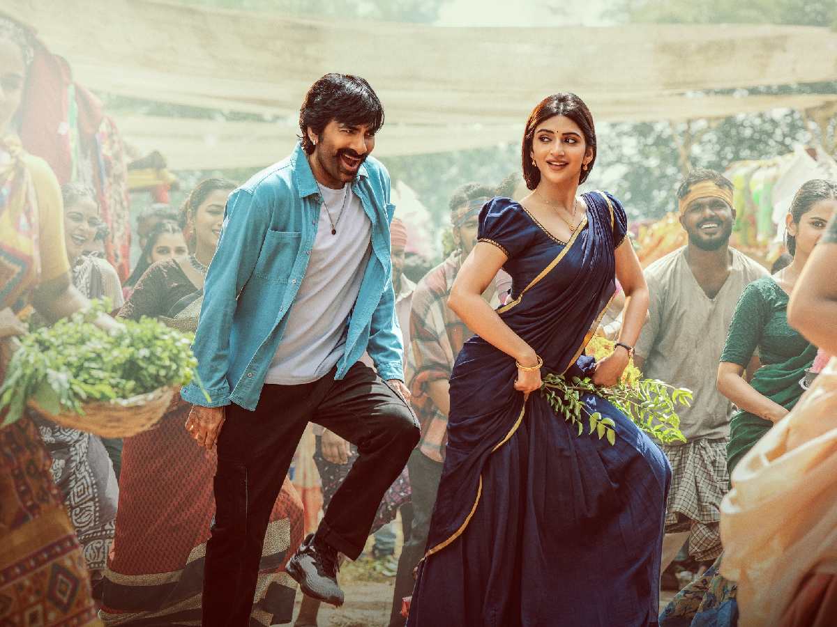 Hudiyo Hudiyo: Ravi Teja and Sreeleela's chemistry sparkles 1 Hudiyo Hudiyo from Mass Jathara
