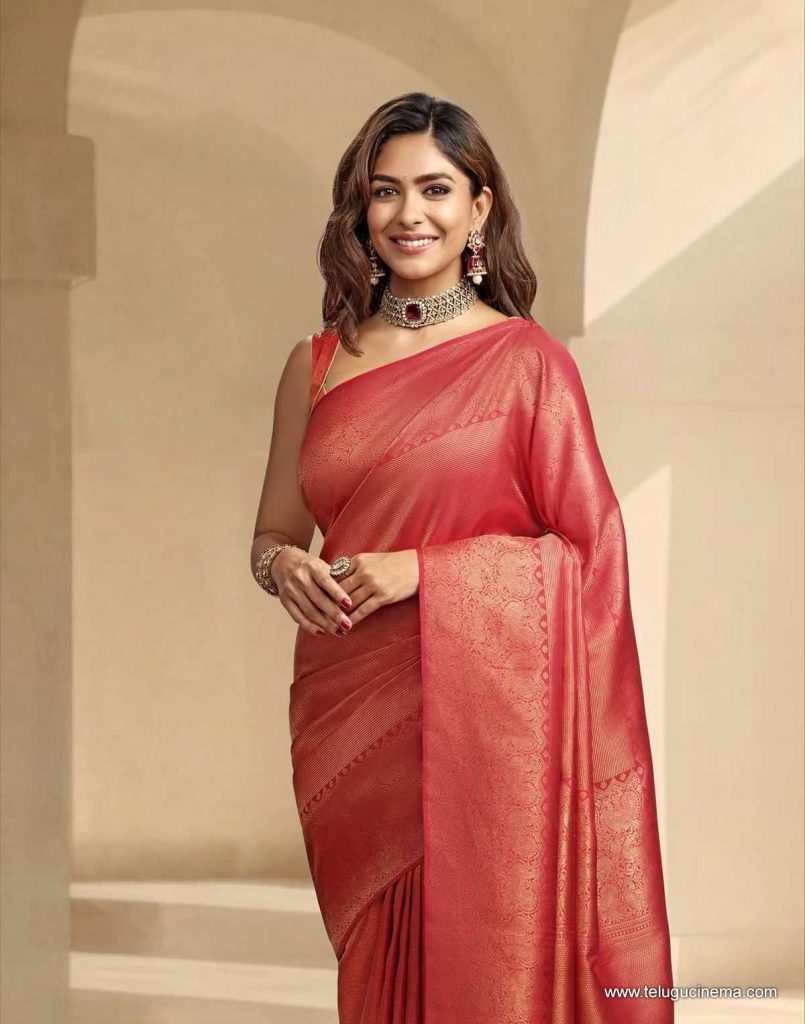 mrunal photos 211025 02