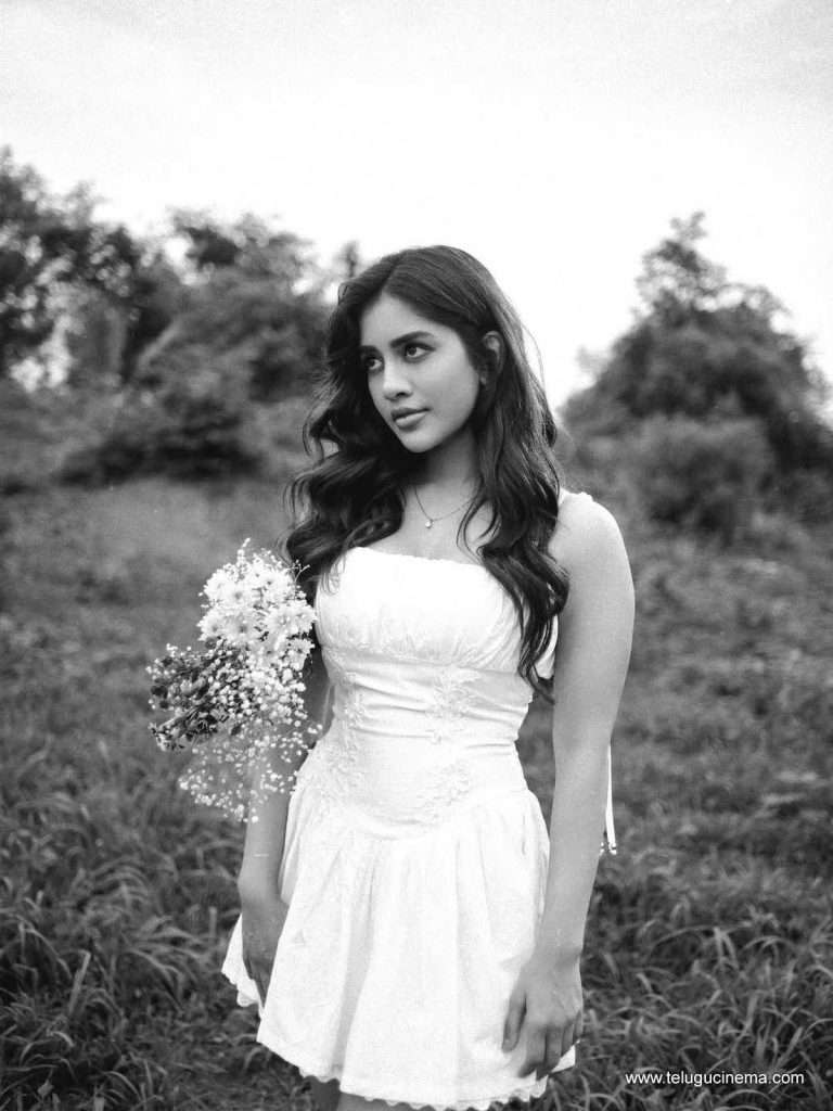 nabhha photos 311025 07