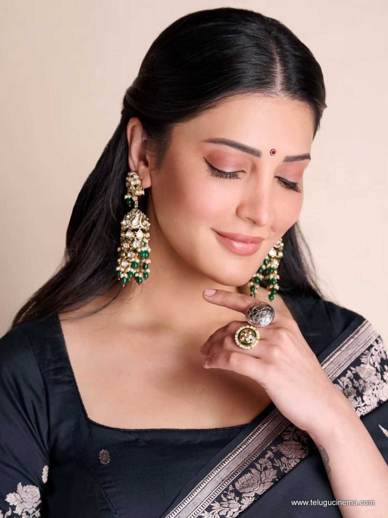 shruthihasan photos 291025 01