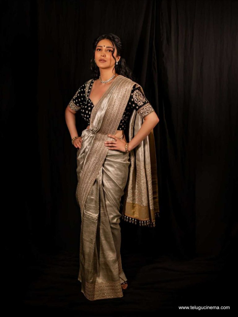 shruti photos 181025 07