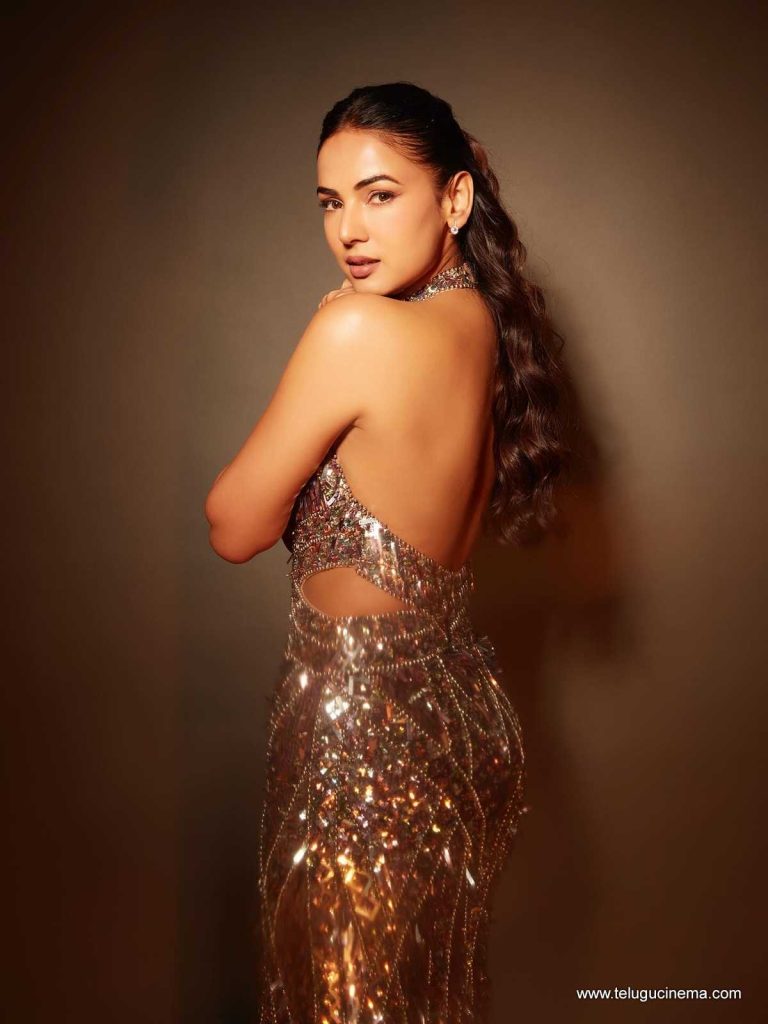 sonali photos 181025 01
